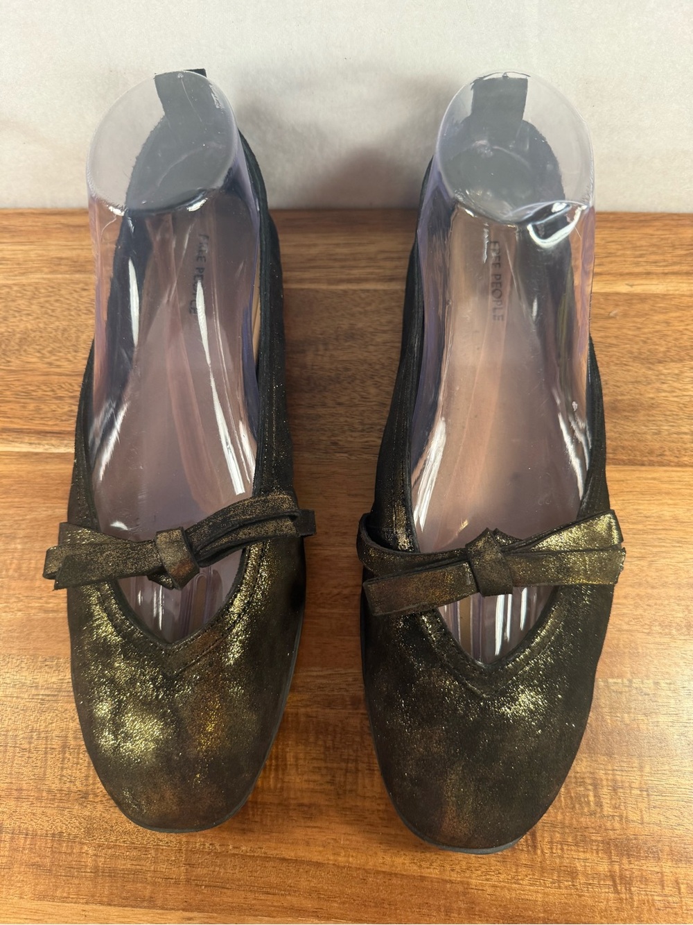 Free People Mania Bow Flat in Metallic Bronze Size 9